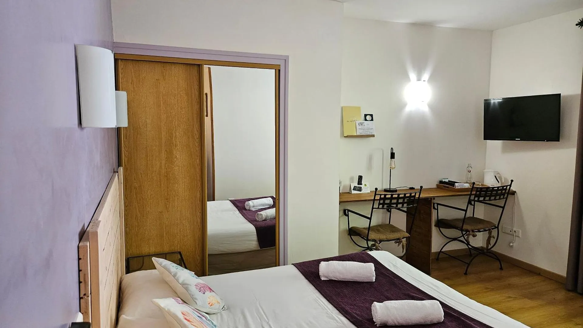 Hotel Le Mont Barral Creyers 3*,