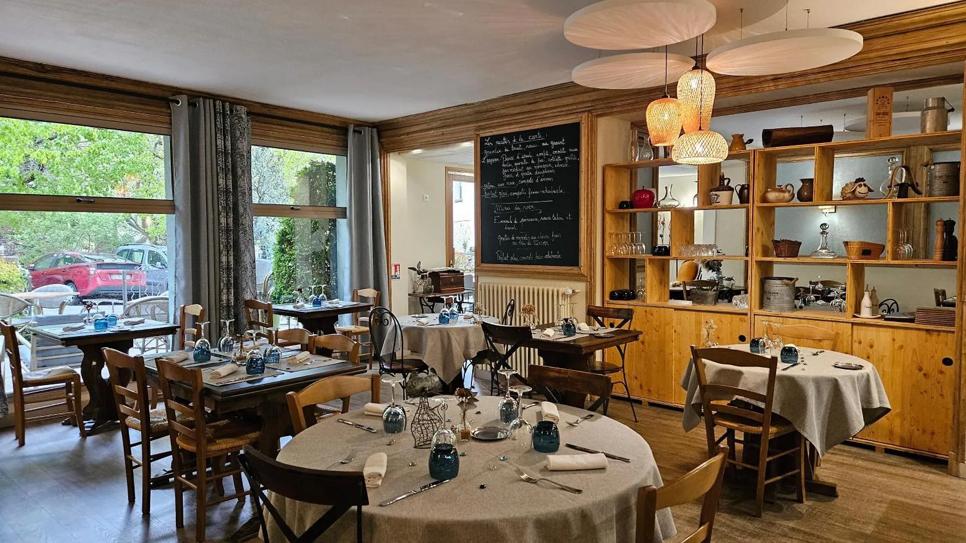Hotel Le Mont Barral Creyers France
