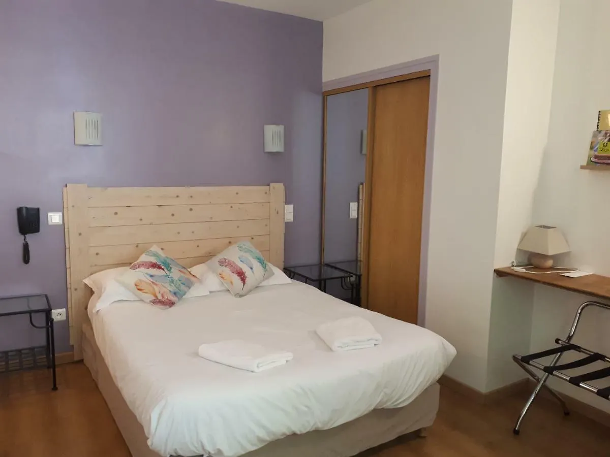 Hotel Le Mont Barral Creyers France